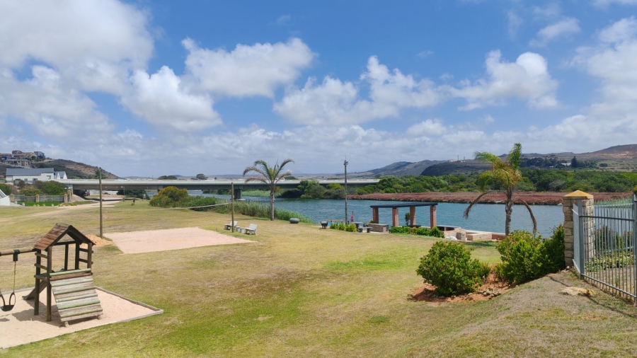 3 Bedroom Property for Sale in Hartenbos Heuwels Western Cape